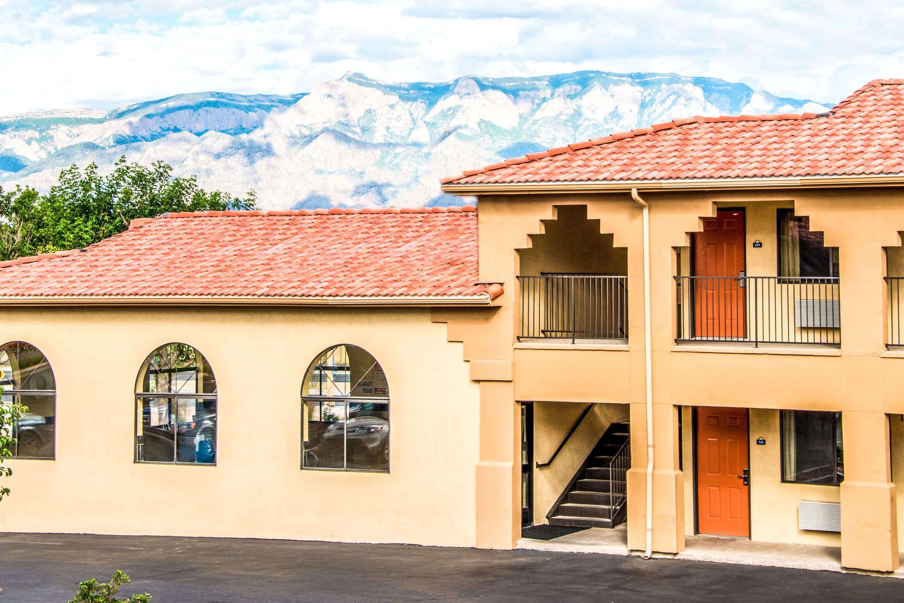 Days Inn By Wyndham Rio Rancho Exterior foto